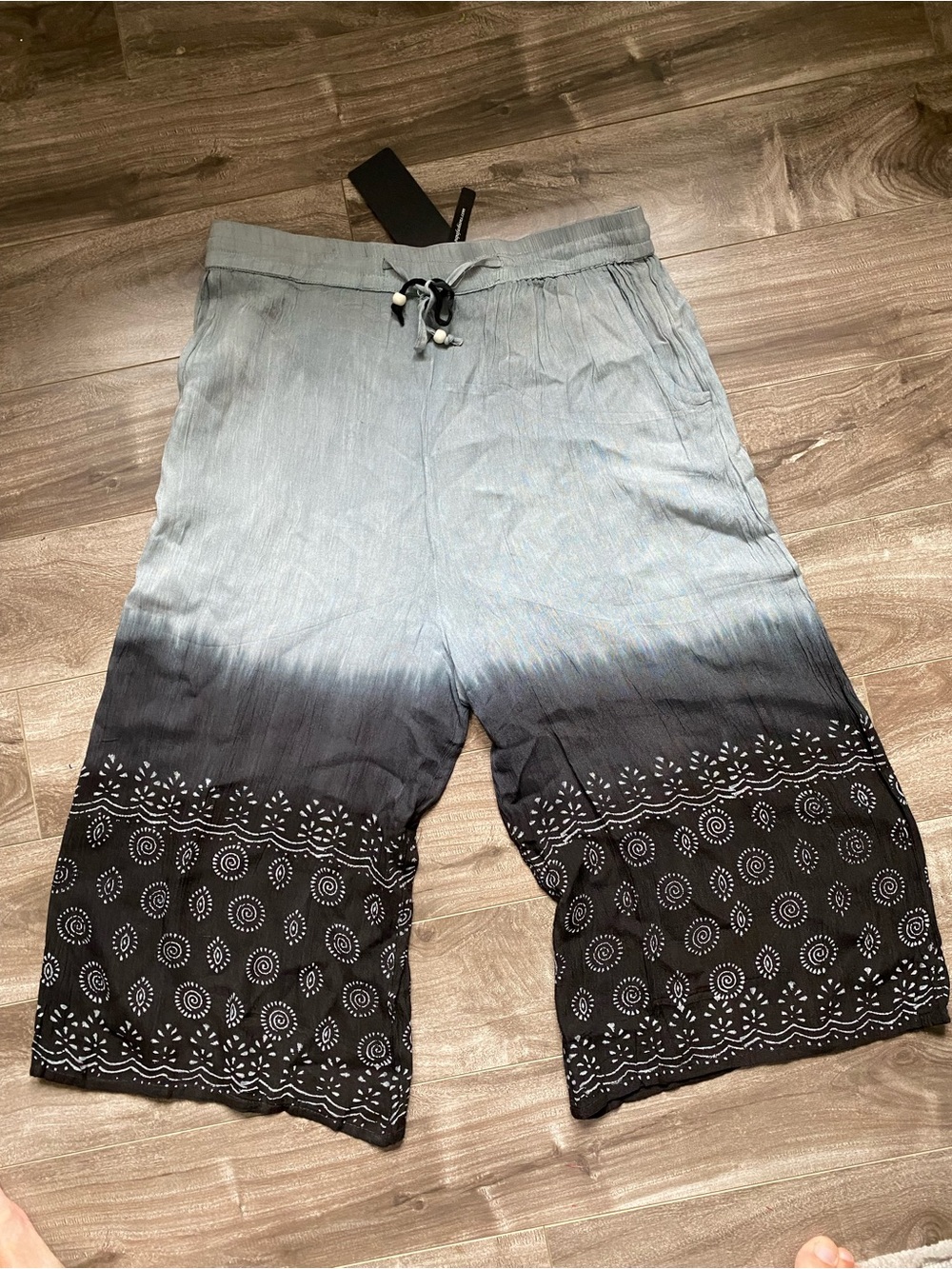 NWT Women’s Papa’s Fashions Pants